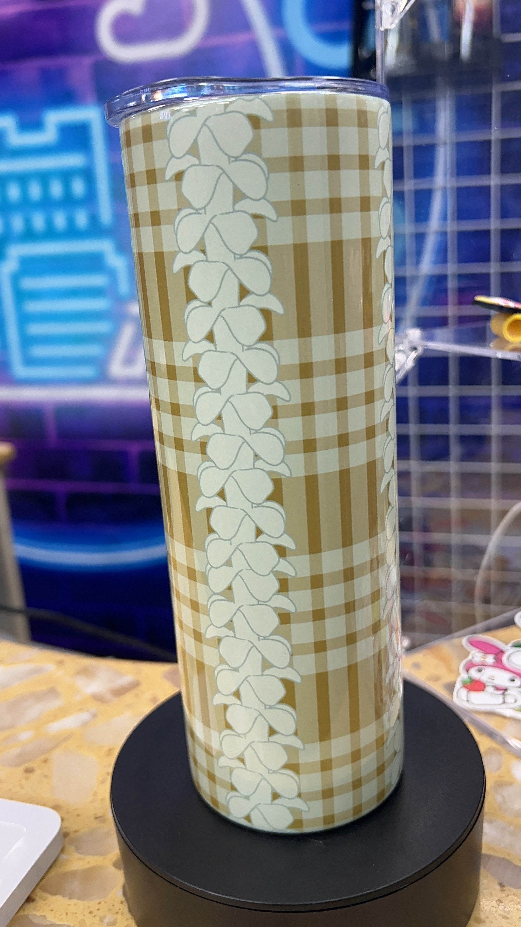 Palaka with Puakenikeni Lei 20oz Tumbler